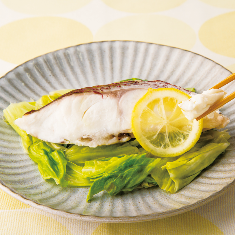 鯛のレモン蒸し