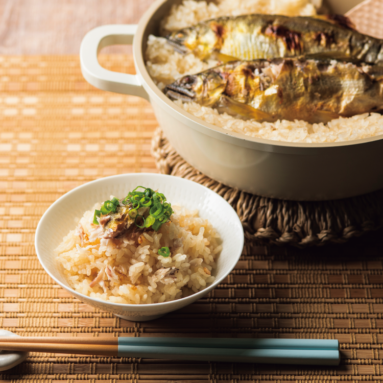 炊き込み鮎めし