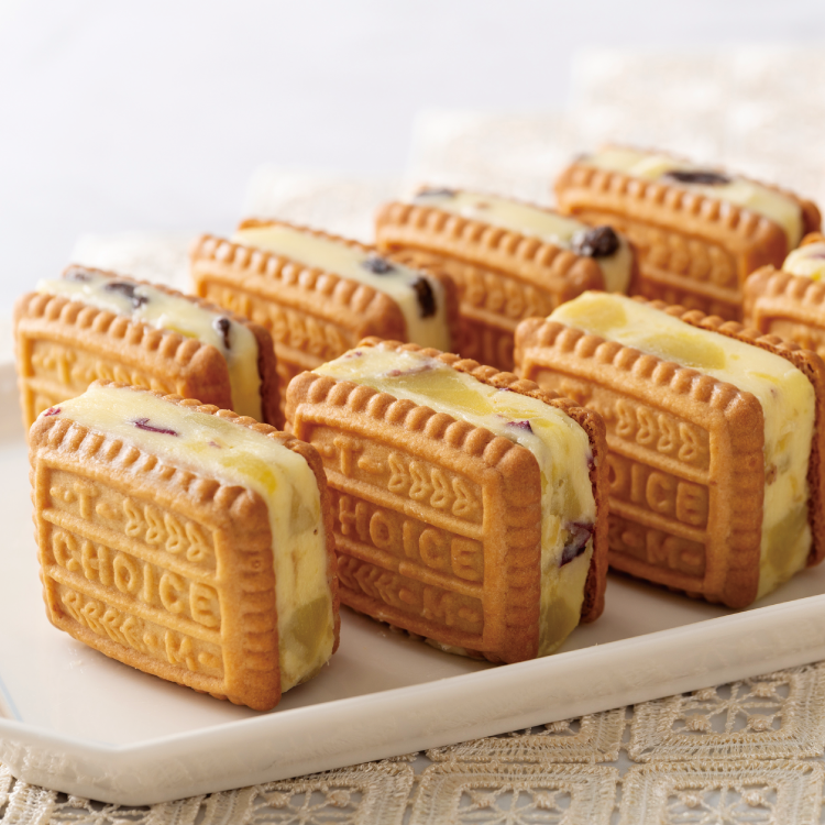 さつまいもとレーズンのバターサンド
