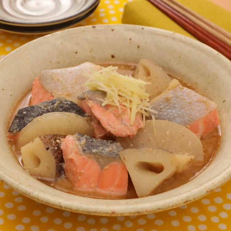 ほっこり和食♪鮭と根菜のごまみそ煮