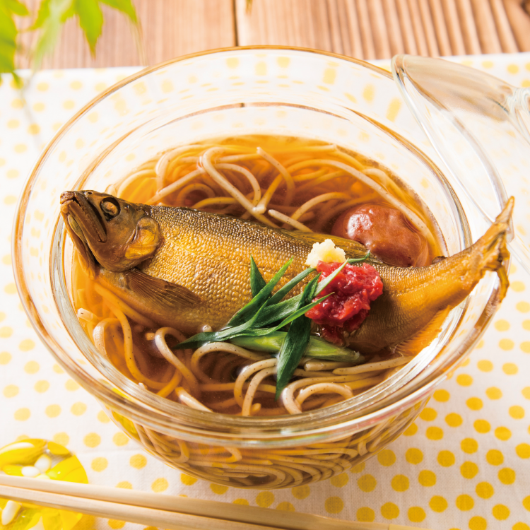 鮎の梅煮そば