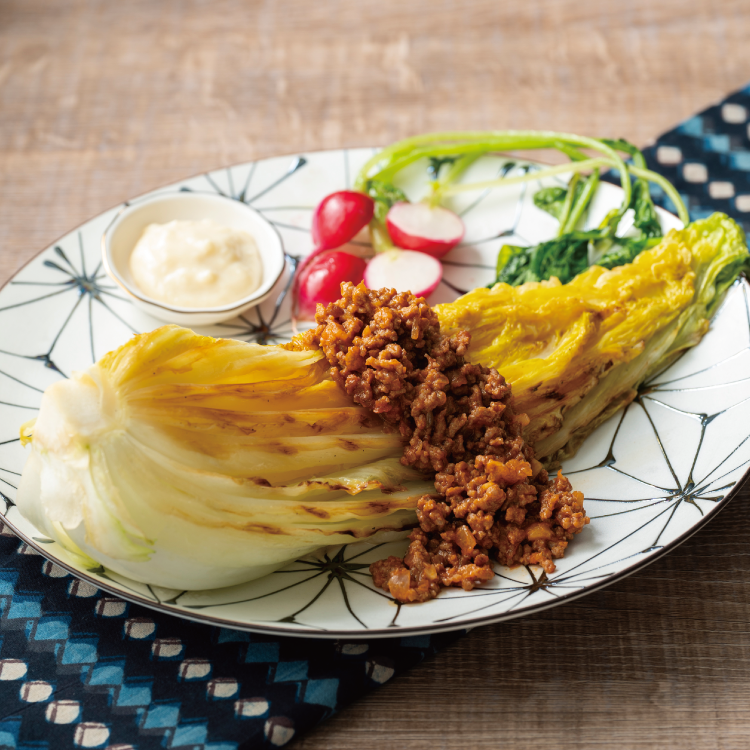 白菜のステーキ 〜肉みそをかけて〜