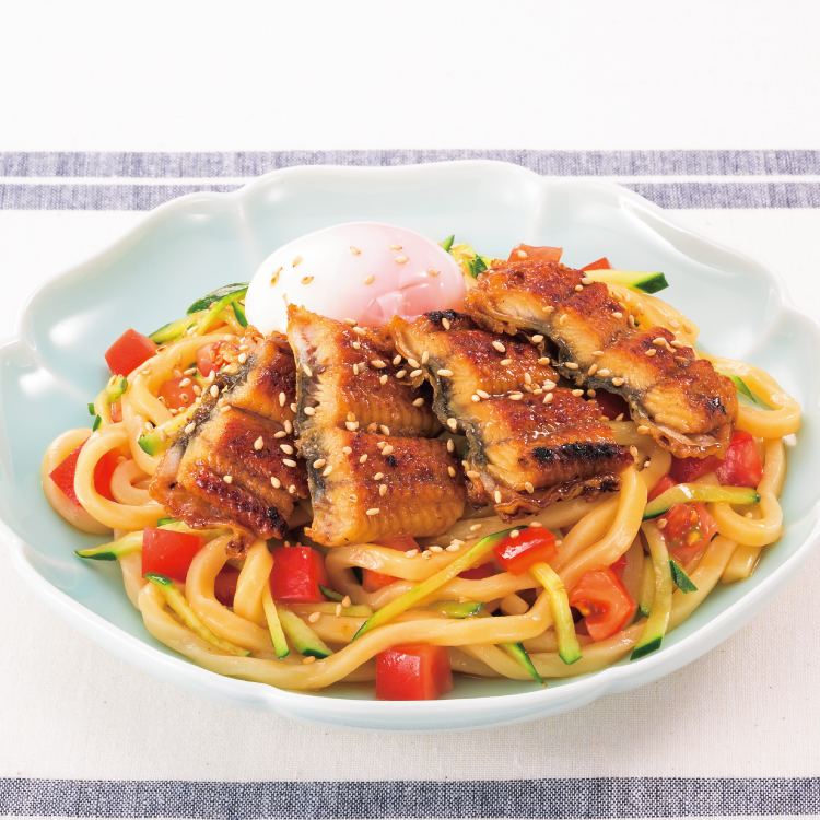 ブランチにも！うなぎと夏野菜の甘辛うどん