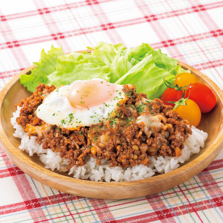 ブランチや夏休みランチに★ロコモコ風ミート丼